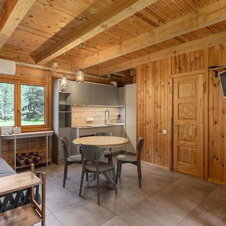 Roze Guest Houses Sklandas Bernāti Zewnętrze zdjęcie