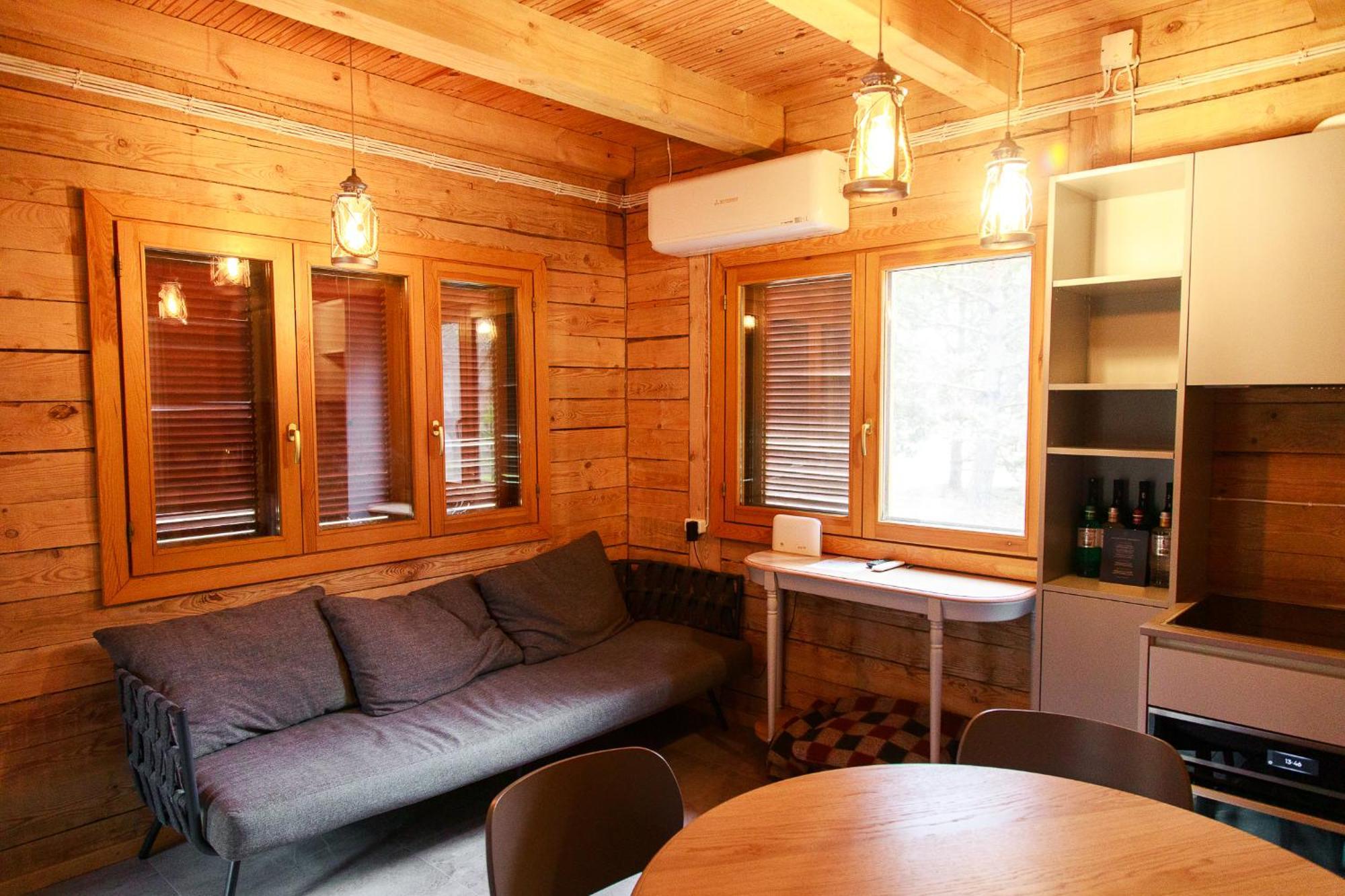 Roze Guest Houses Sklandas Bernāti Zewnętrze zdjęcie