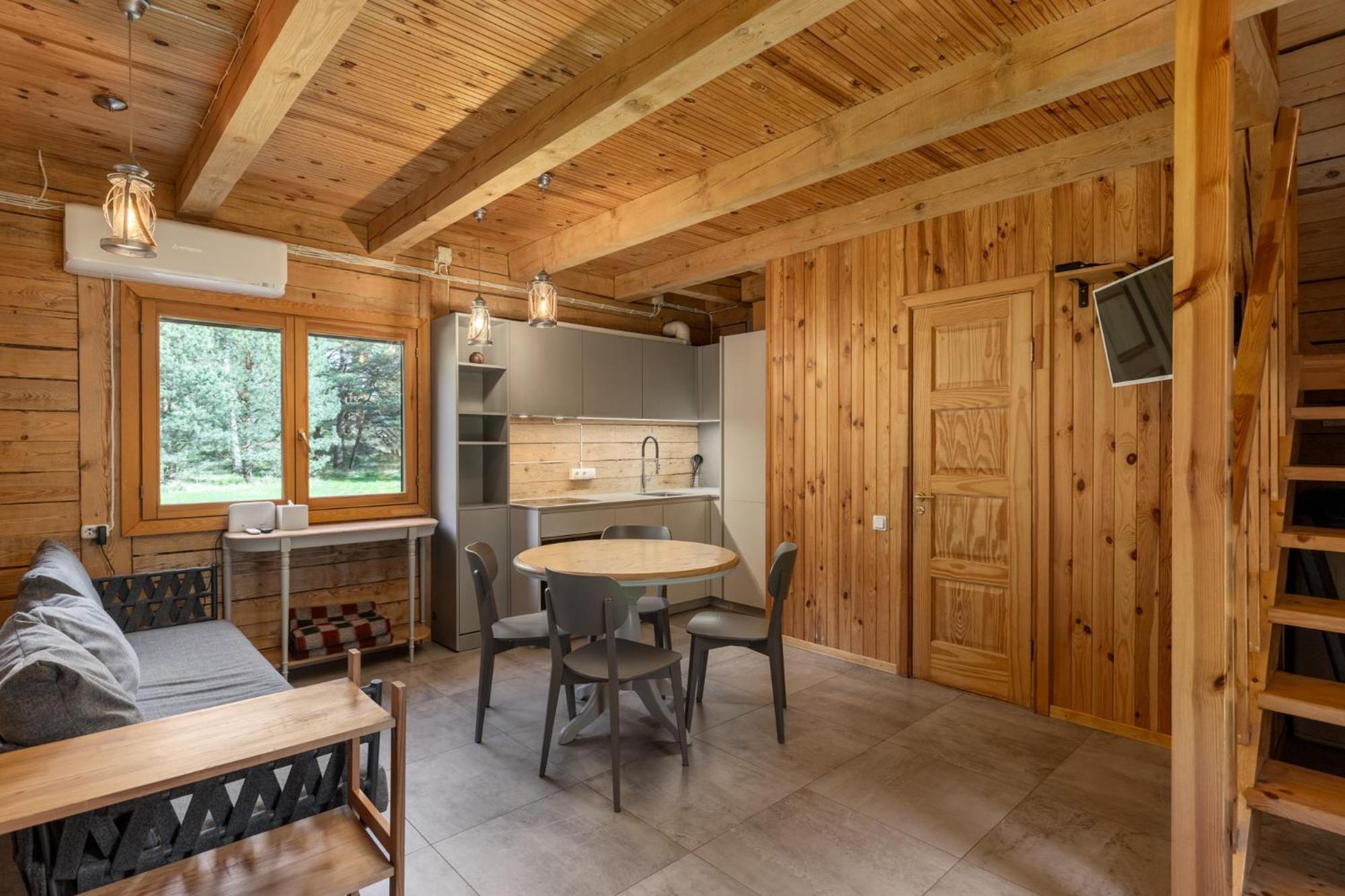 Roze Guest Houses Sklandas Bernāti Zewnętrze zdjęcie